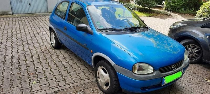 Blau Gebraucht 1998 Opel Corsa Eco Limousine | 950 € (Fairer Preis) - Bild 1/4