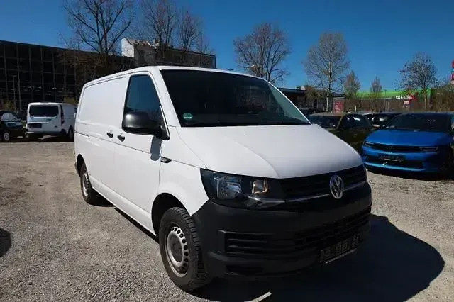 Używany VW Transporter 102 KM (75 kW) 2017 Biały Van