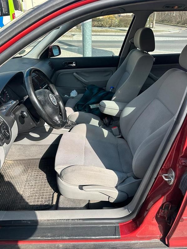 Gebraucht VW Golf III 115 PS (84 kW) 1999 Rot Kombi