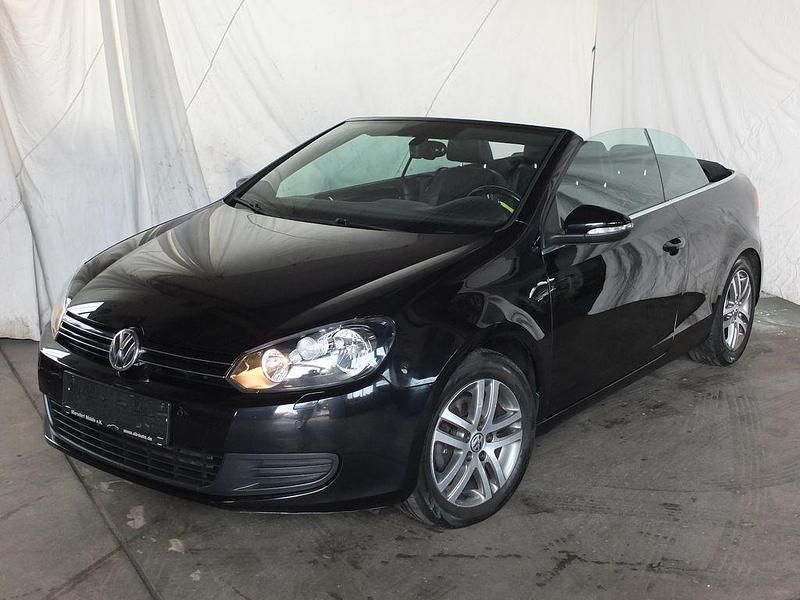 Deep black Gebraucht 2015 VW Golf Cabriolet Design Cabrio | 13.404 € (Teuer) - Bild 1/4