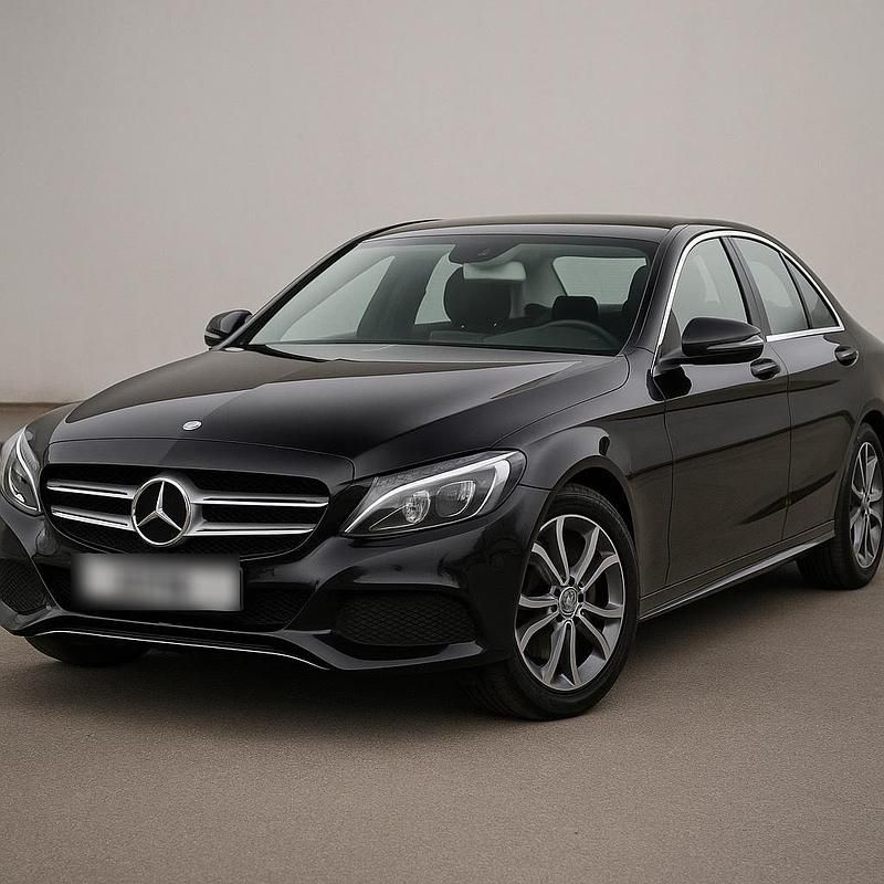 Schwarz Gebraucht 2016 Mercedes C200 Avantgarde Limousine | 18.500 € (Guter Preis) - Bild 1/1