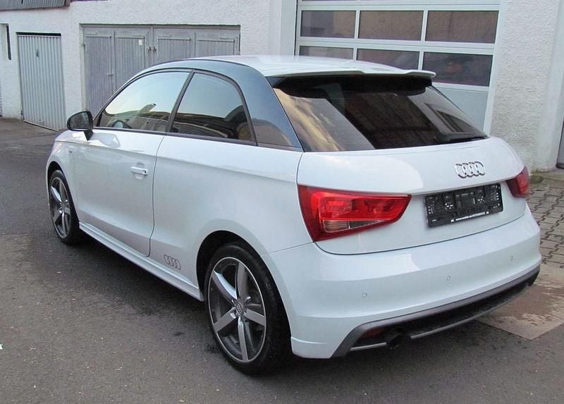 Gebraucht Audi A1 S-Line 86 PS (63 kW) 2015 Weiß Kleinwagen