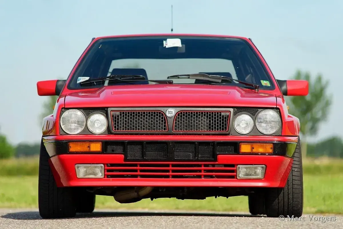 Gebraucht Lancia Delta 197 PS (144 kW) 1990 Rot Kleinwagen