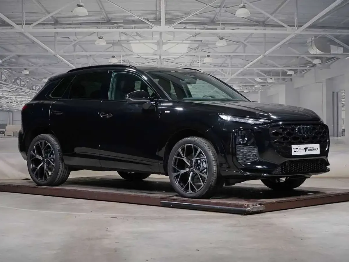 Neu Audi Q3 S-Line 204 PS (150 kW) 2025 Schwarz SUV