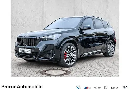 Gebraucht BMW X1 Performance 211 PS (155 kW) 2025 Saphirschwarz SUV