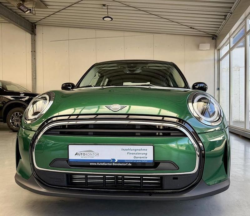 British racing green Gebraucht 2022 Mini Cooper Sport Kleinwagen | 22.970 € (Fairer Preis) - Bild 1/4