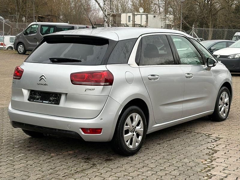 Gebraucht Citroën C4 SELECTION 131 PS (96 kW) 2016 Silber SUV