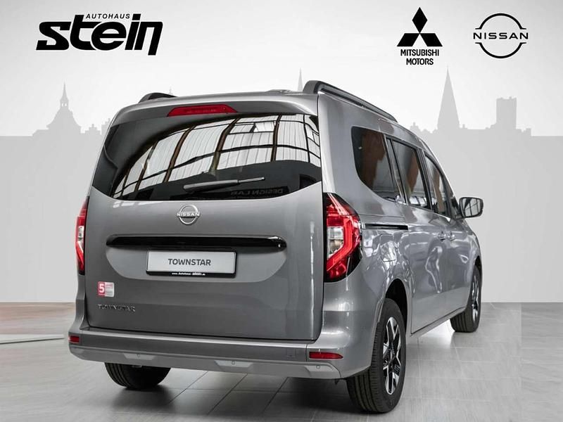Neu Nissan Townstar Tekna 131 PS (96 kW) 2025 Grau Van