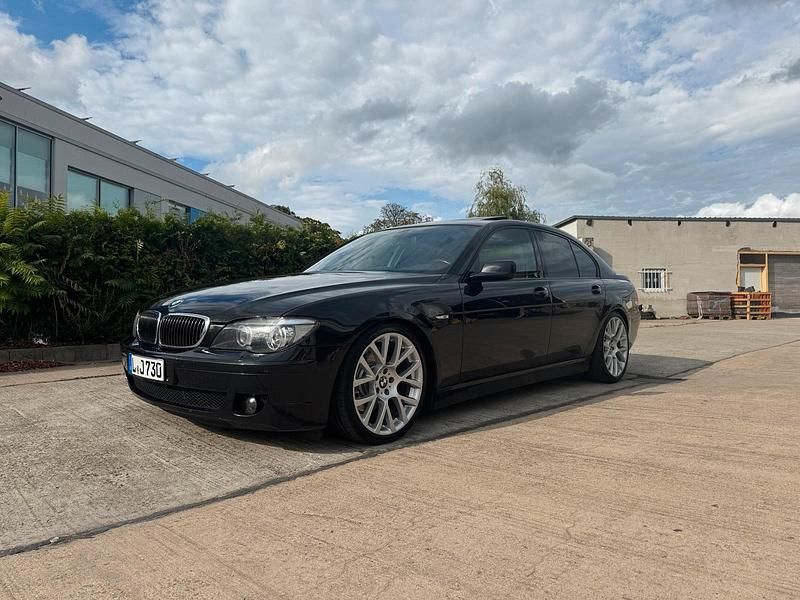 Schwarz Gebraucht 2005 BMW 730 Shadowline Limousine | 10.500 € (Teuer) - Bild 1/4