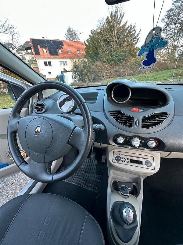 Gebraucht Renault Twingo 76 PS (55 kW) 2009 Grau Kleinwagen
