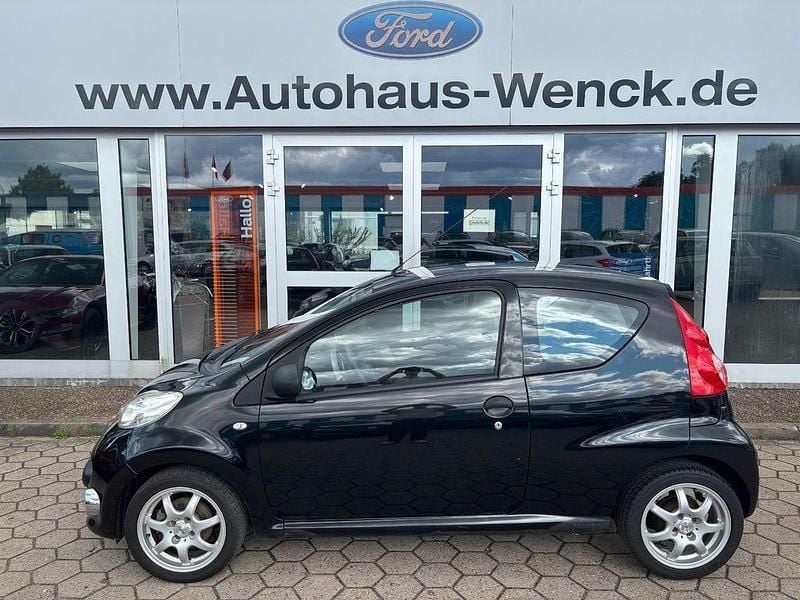 Schwarz Gebraucht 2007 Peugeot 107 Filou Kleinwagen | 2.670 € (Teuer) - Bild 1/4