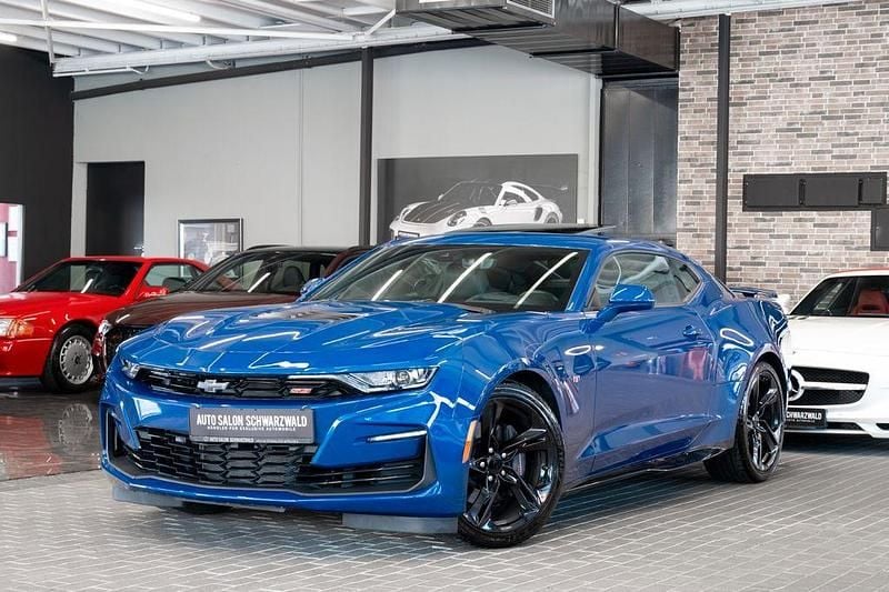 Blue metallic Gebraucht 2021 Chevrolet Camaro Coupé | 49.990 € (Fairer Preis) - Bild 1/4