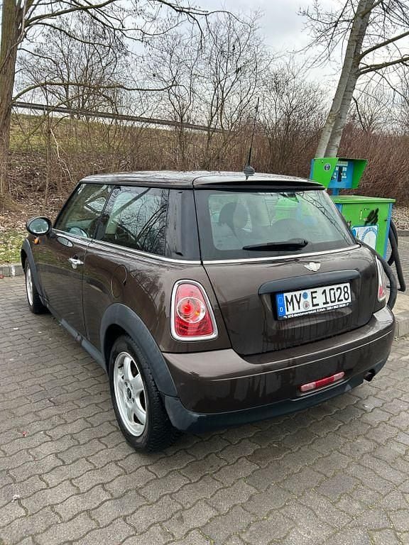 Gebraucht Mini ONE 75 PS (55 kW) 2011 Braun Kleinwagen