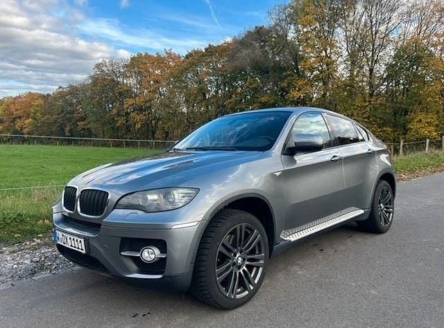 Grau Gebraucht 2009 BMW X6 SUV | 15.900 € (Guter Preis) - Bild 1/4