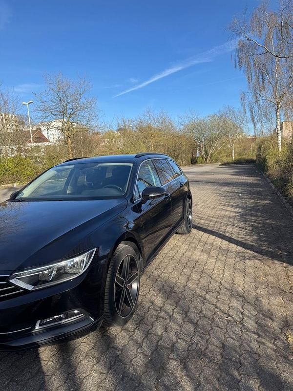 Gebraucht VW Passat 150 PS (110 kW) 2016 Schwarz Kombi
