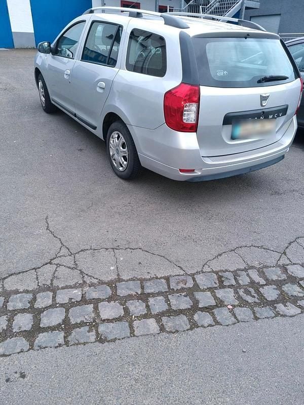 Gebraucht Dacia Logan 90 PS (66 kW) 2015 Silber Kombi