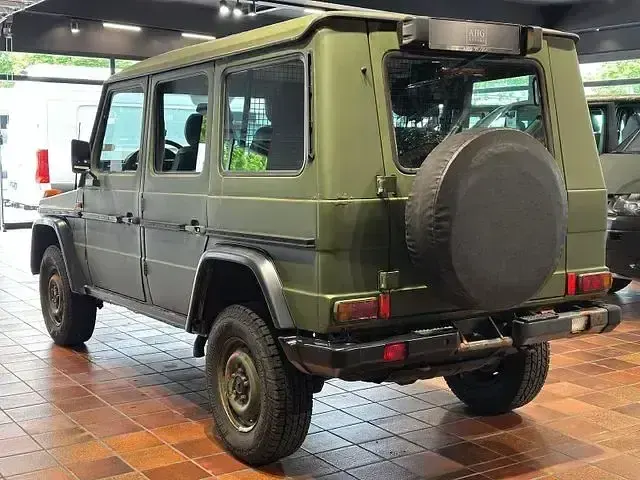 Gebraucht Mercedes G280 184 PS (135 kW) 2008 Bronzegrün, stumpfmatt 6431u SUV