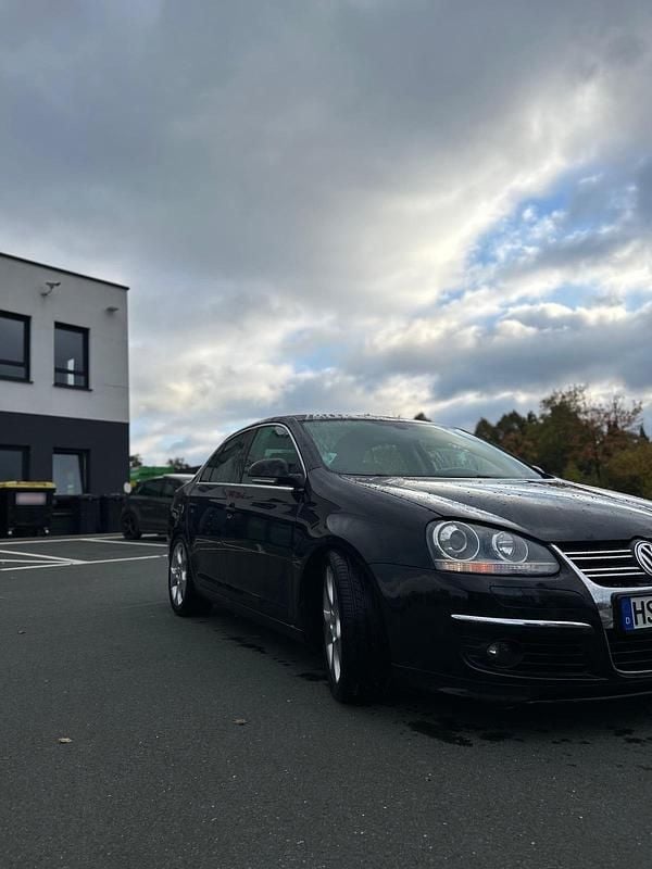 Gebraucht VW Jetta 200 PS (147 kW) 2006 Schwarz Limousine
