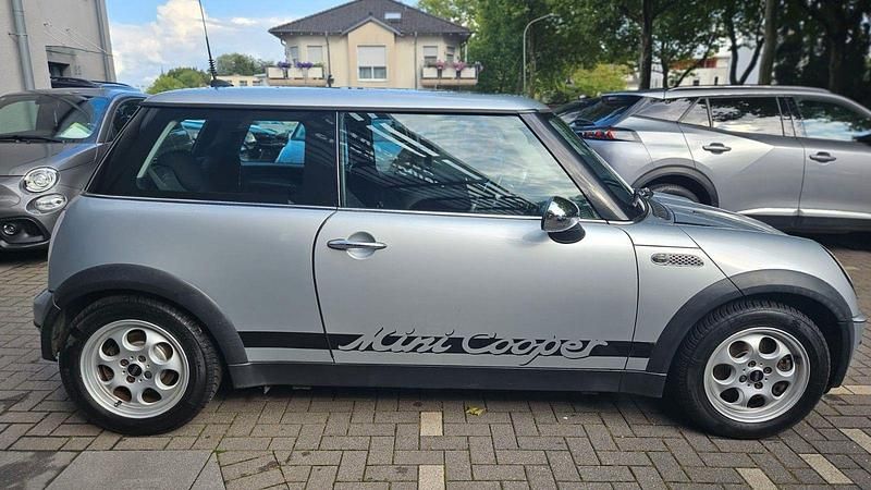 Gebraucht Mini ONE 90 PS (66 kW) 2004 Silber Kleinwagen