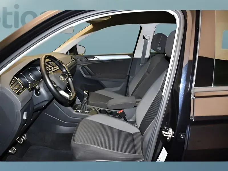 Gebraucht VW Tiguan 122 PS (89 kW) 2021 Schwarz SUV