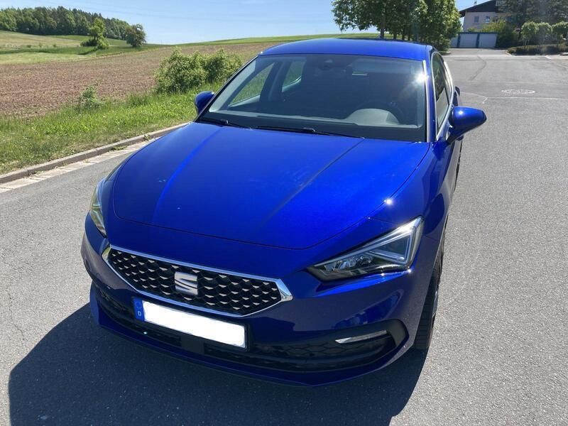 Blau Gebraucht 2020 Seat Leon XCELLENCE Limousine | 17.990 € (Fairer Preis) - Bild 1/4