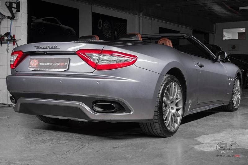 Gebraucht Maserati GranCabrio 460 PS (338 kW) 2014 Grau Cabrio