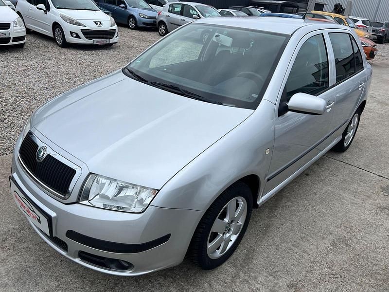 Gebraucht Skoda Fabia Style 75 PS (55 kW) 2007 Silber Kleinwagen