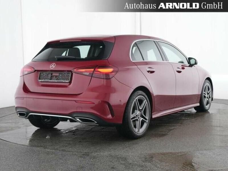 Gebraucht Mercedes A220 190 PS (139 kW) 2024 Manufaktur patagonienrot (metallic) Limousine