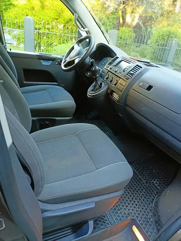 Gebraucht VW Multivan 140 PS (102 kW) 2010 Braun Van / Kleinbus