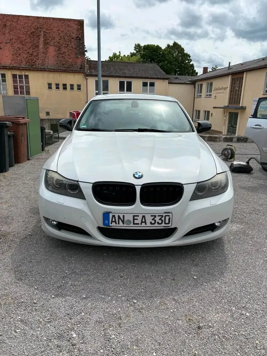 Gebraucht BMW 320 Efficient Dynamics 163 PS (119 kW) 2012 Weiß Limousine