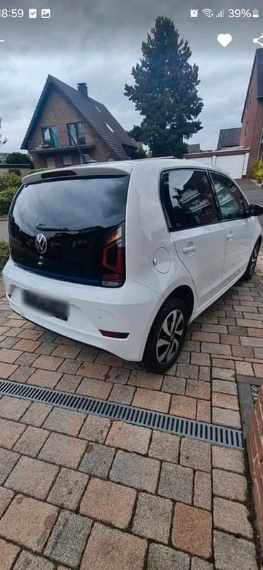 Gebraucht VW e-up! Active 61 kW (83 PS) 2021 Weiß Kleinwagen