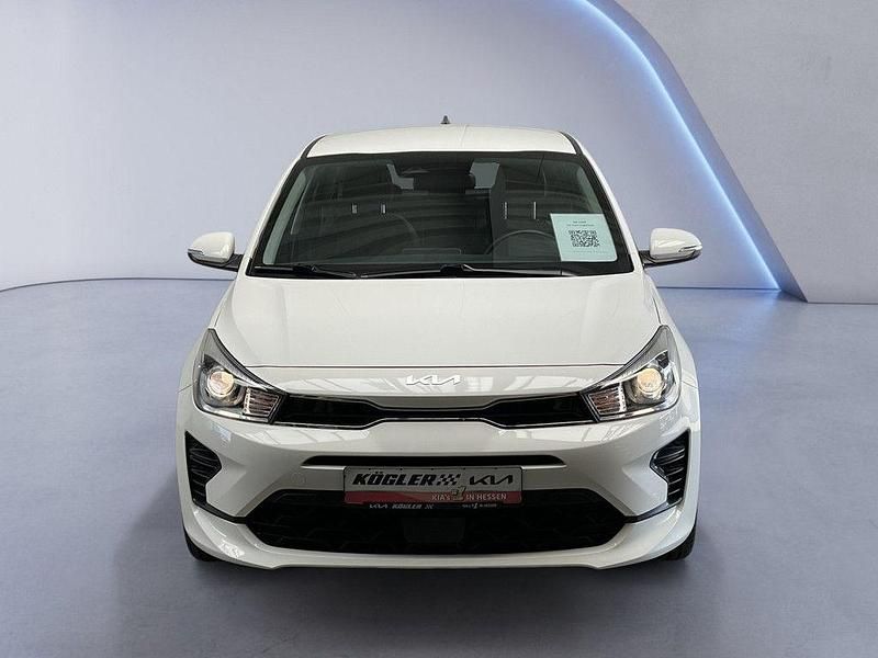Gebraucht Kia Rio Vision 84 PS (61 kW) 2022 Weiß Limousine