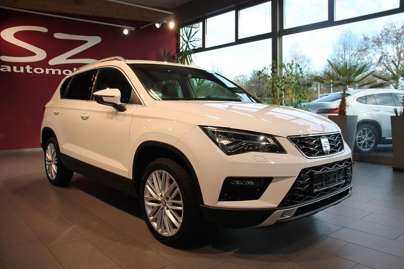 Blanco candy/bila white Gebraucht 2018 Seat Ateca XCELLENCE SUV | 17.500 € (Fairer Preis) - Bild 1/4