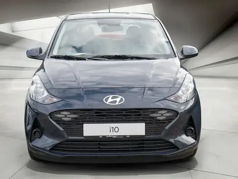 Gebraucht Hyundai i10 Select 63 PS (46 kW) 2026 Grau Kleinwagen