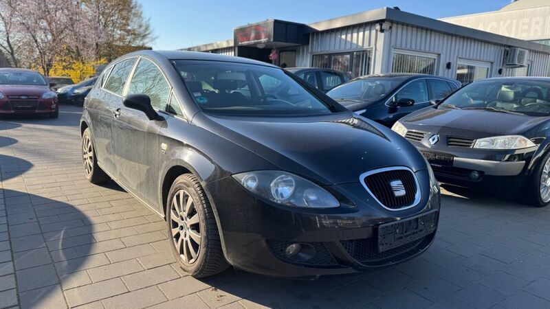 Schwarz Gebraucht 2008 Seat Leon Stylance Limousine | 2.250 € (Fairer Preis) - Bild 1/4