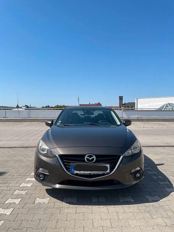 Bronze Gebraucht 2014 Mazda 3 Center-Line Limousine | 11.800 € (Teuer) - Bild 1/4