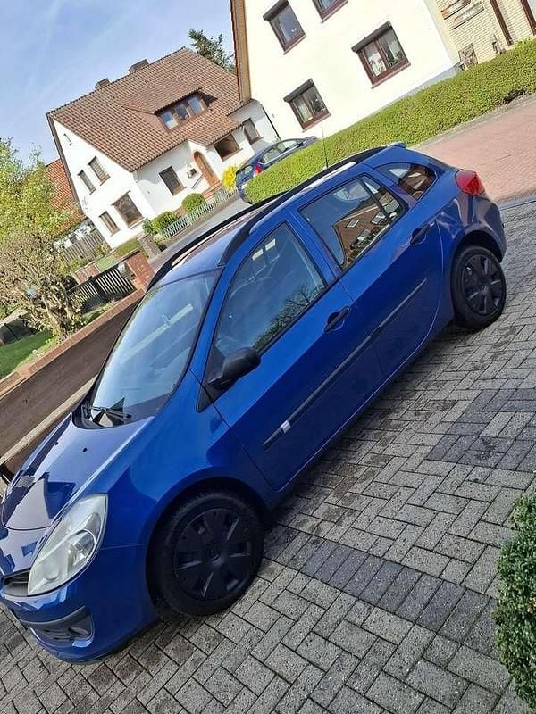 Occasion Renault Clio II Dynamique 75 ch (55 kW) 2009 Berline