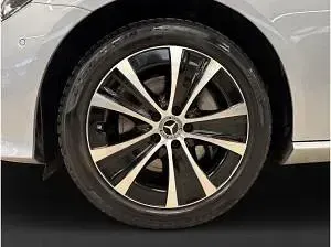 Gebraucht Mercedes E300 211 PS (155 kW) 2022 Silber (hightech silber) Kombi