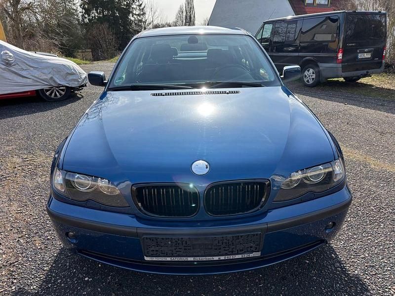 Gebraucht BMW 316 116 PS (85 kW) 2002 Blau Limousine