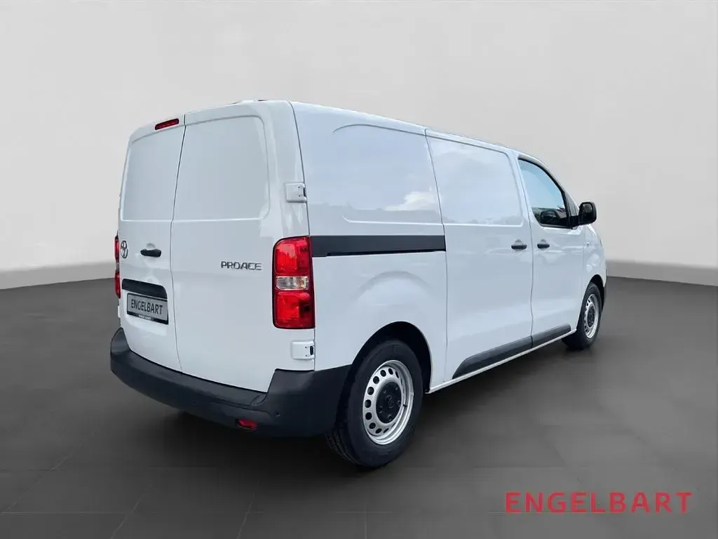 Neu Toyota Proace 120 PS (88 kW) 2026 Weiss Van / Kleinbus