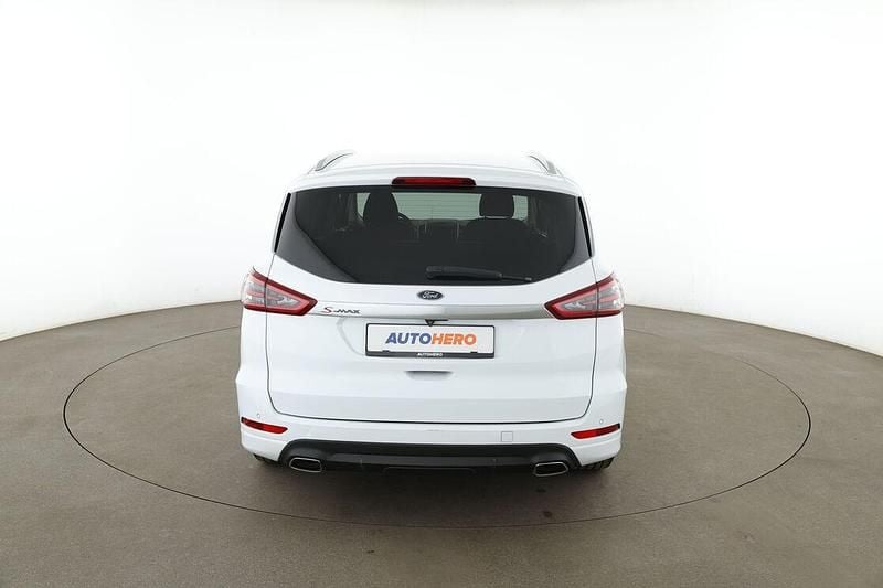 Gebraucht Ford S-MAX Titanium 180 PS (132 kW) 2016 Weiß Van / Kleinbus