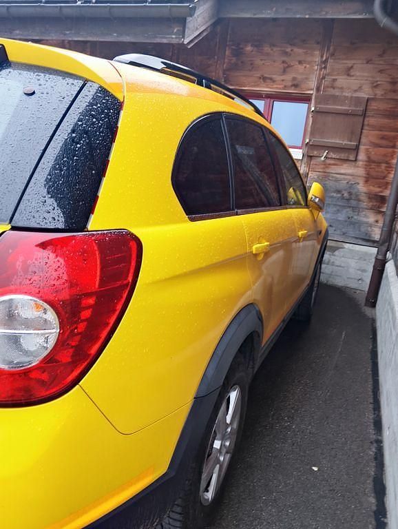 Gelb Gebraucht 2013 Chevrolet Captiva LT SUV | 2.500 € (Guter Preis) - Bild 1/4