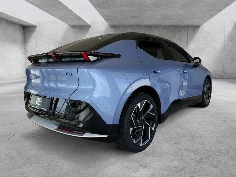 Neu Lynk & Co 02 200 kW (272 PS) 2025 Blau SUV