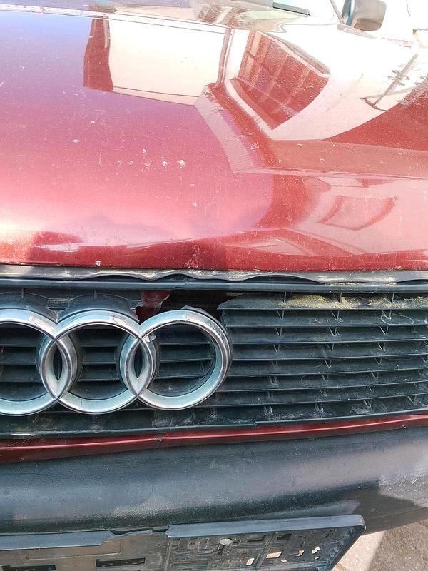 Second-hand Audi 80 90 CP (66 kW) 1991 Roșu Berlinǎ