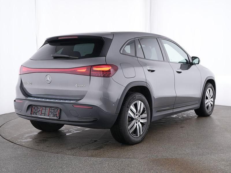 Gebraucht Mercedes EQA350 Night 214 kW (292 PS) 2024 Mountain grey metallic SUV
