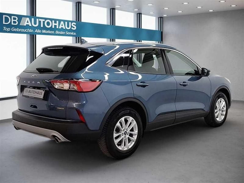 Gebraucht Ford Kuga Titanium 190 PS (139 kW) 2022 Blau SUV