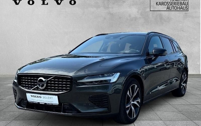 Grau Gebraucht 2021 Volvo V60 R-Design Kombi | 29.900 € (Fairer Preis) - Bild 1/4