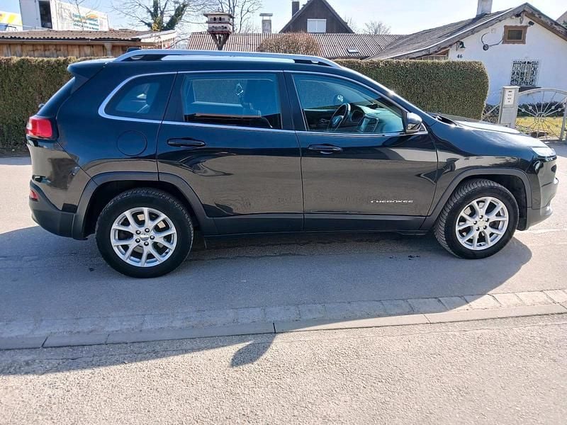 Gebraucht Jeep Cherokee 185 PS (136 kW) 2015 Schwarz SUV