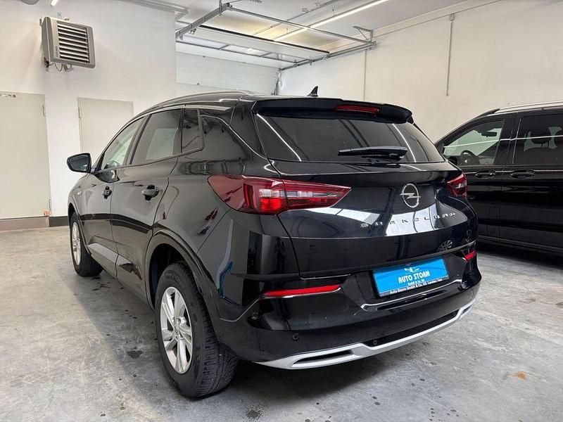 Gebraucht Opel Grandland X Ultimate 131 PS (96 kW) 2022 Diamant schwarz/karbon schwarz SUV