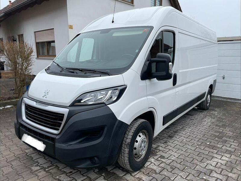 Weiß Gebraucht 2019 Peugeot Boxer Avantage Van | 19.490 € (Teuer) - Bild 1/4